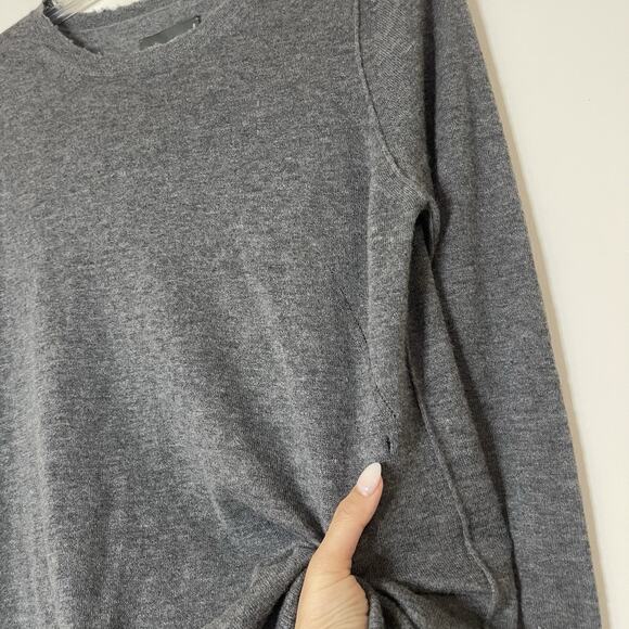 Zadig & Voltaire gray long sleeve lightweight cashmere sweater medium -read - Picture 2 of 6